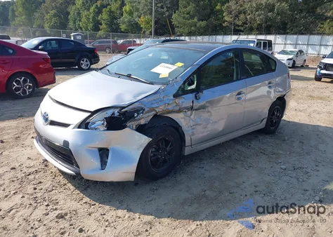 2013 Toyota Prius Three из США, поврежденный, VIN JTDKN3DU5D5697506